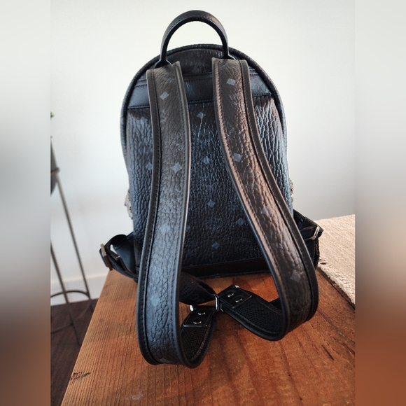 MCM Visetos Small Side Stud Backpack Black - Picture 7 of 15